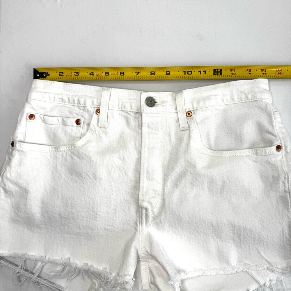 Levi’s 501 White Cut Off Shorts Denim Women’s Size 30” - Picture 7 of 14